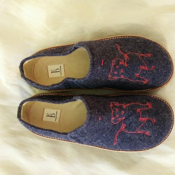 Ellen Degeneres Shoes - Ellen Degeneres Dog Shoe